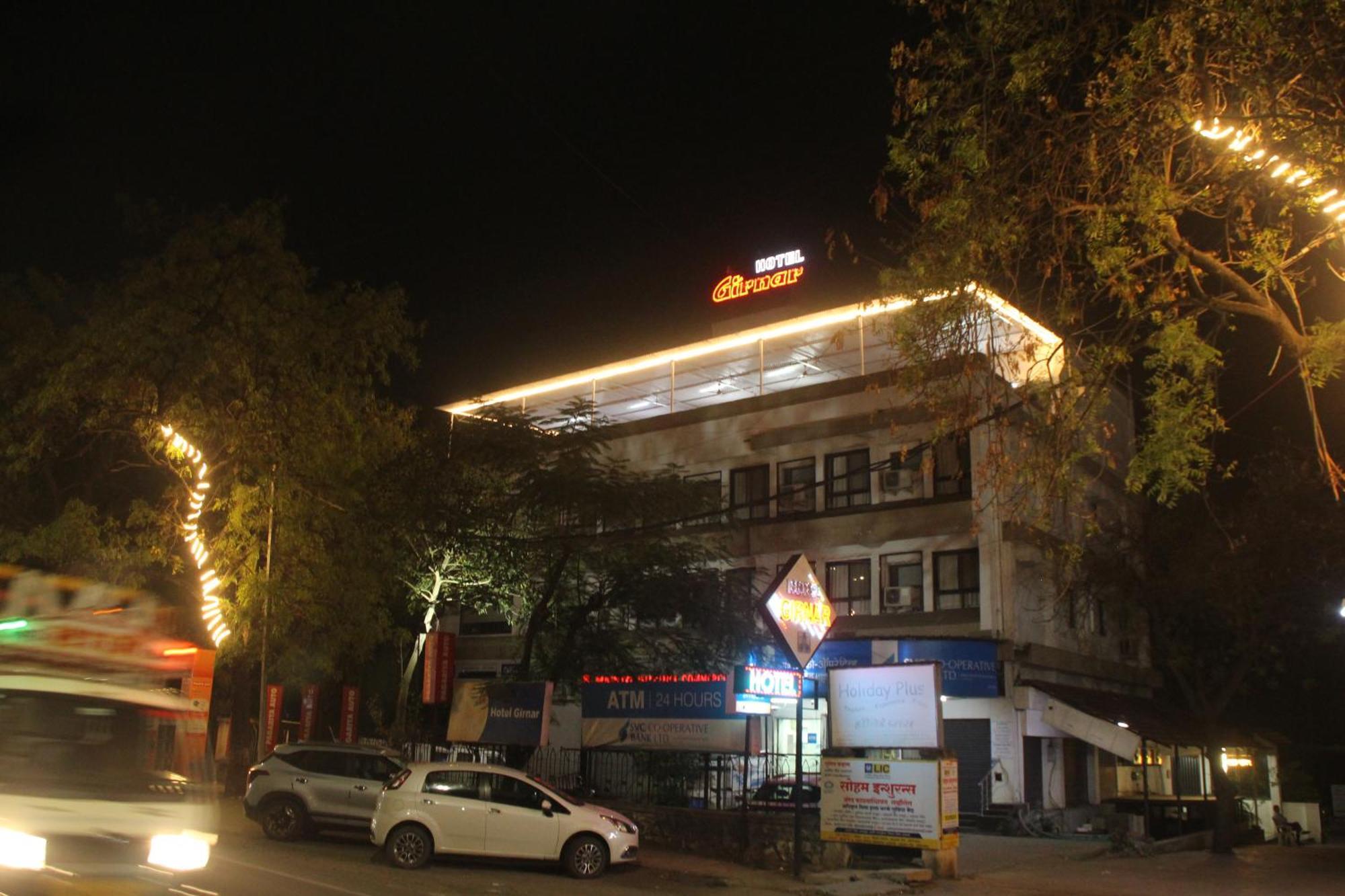 Hotel Girnar Aurangabad  Exterior photo